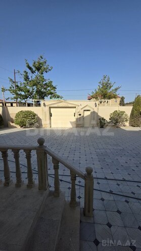 7 otaqlı həyət evi/bağ evi - Novxanı q. - 240 m² (2)