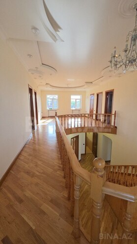 7 otaqlı həyət evi/bağ evi - Novxanı q. - 240 m² (14)