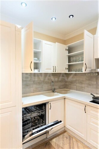 Сдаётся 4-комн. новостройка 330 м², Сабаильский р., photo 15 from 30