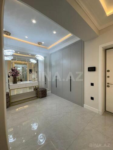 3-комн. новостройка - м. 8 ноября - 142.5 м² (3)