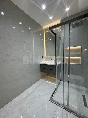 3-комн. новостройка - м. 8 ноября - 142.5 м² (12)