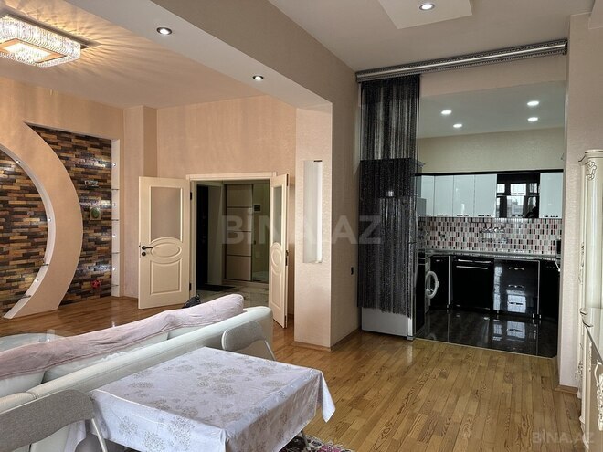 3-комн. новостройка - м. 28 мая - 145 м² (8)