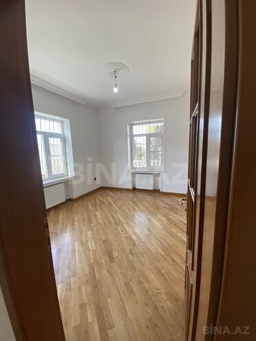 7-комн. дом/дача - пос. Новханы - 440 м² (20)