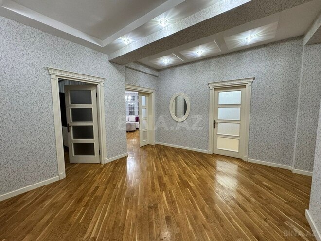 4-комн. новостройка - Наримановский  р. - 200 м² (1)