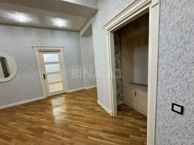 4-комн. новостройка - Наримановский  р. - 200 м² (2)