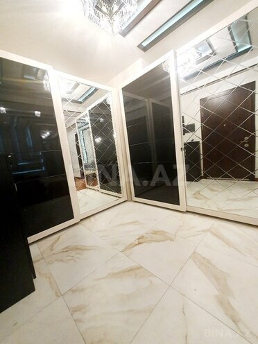 4-комн. новостройка - м. 28 мая - 208 м² (22)