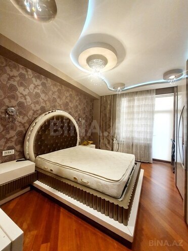 4-комн. новостройка - м. 28 мая - 208 м² (9)