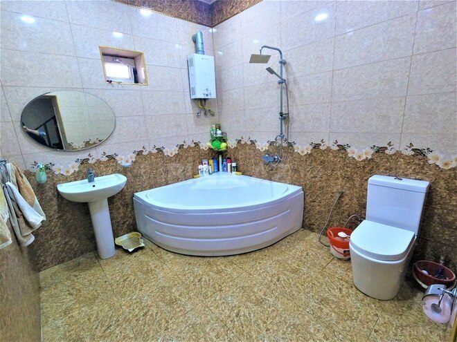 5 otaqlı həyət evi/bağ evi - Badamdar q. - 260 m² (11)