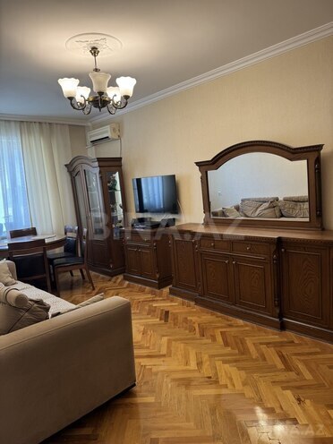 3-комн. вторичка - м. Элмляр Академиясы - 61.1 м² (3)