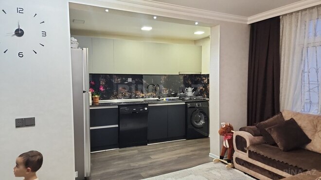 6 otaqlı həyət evi/bağ evi - Azadlıq Prospekti m. - 220 m² (20)