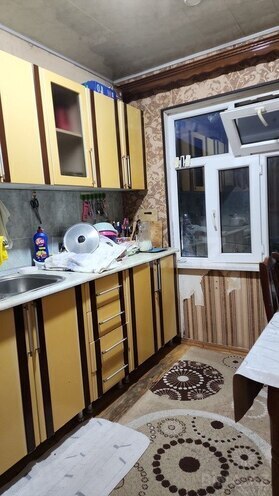 6 otaqlı həyət evi/bağ evi - Azadlıq Prospekti m. - 220 m² (10)