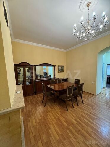 4 otaqlı köhnə tikili - 28 May m. - 110 m² (3)