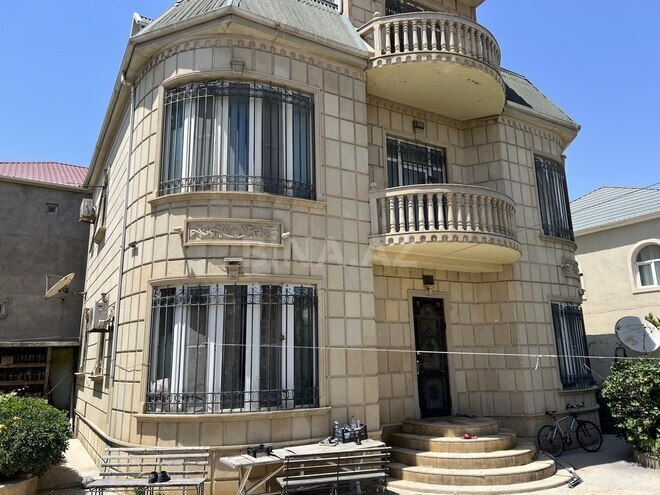 5 otaqlı həyət evi/bağ evi - M.Ə.Rəsulzadə q. - 300 m² (4)
