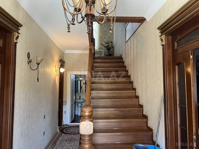 5 otaqlı həyət evi/bağ evi - M.Ə.Rəsulzadə q. - 300 m² (9)