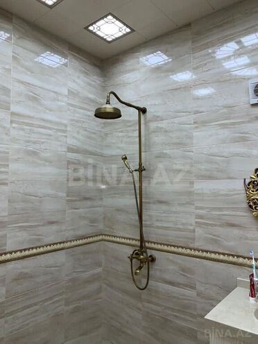 6 otaqlı həyət evi/bağ evi - Binəqədi r. - 300 m² (19)