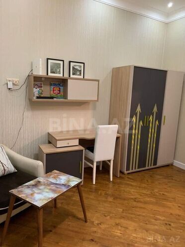 6 otaqlı həyət evi/bağ evi - Binəqədi r. - 300 m² (24)
