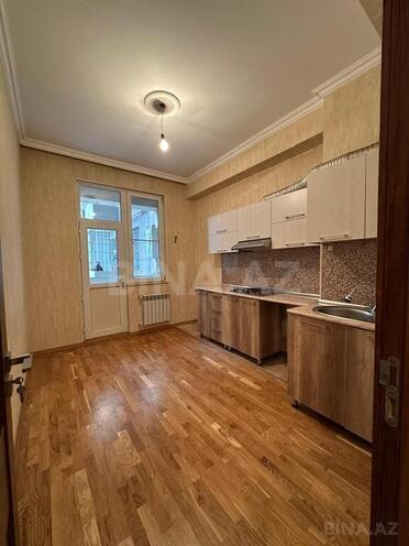 2-комн. новостройка - м. Автовокзал - 70 м² (4)