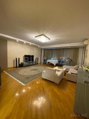 4-комн. новостройка - м. 28 мая - 210 м² (2)