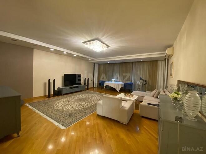 4-комн. новостройка - м. 28 мая - 210 м² (1)