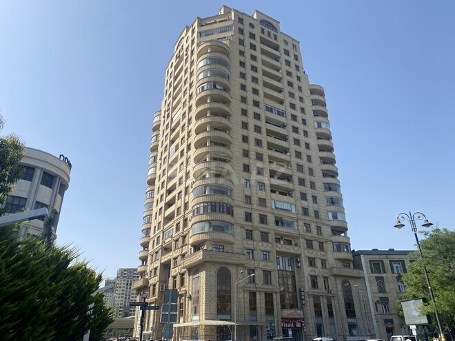 Продаётся 4-комн. новостройка 171 м², м. 28 мая, photo 1 from 32