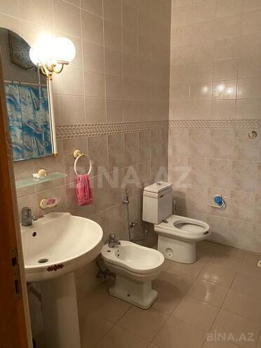 6 otaqlı həyət evi/bağ evi - Gənclik m. - 680 m² (20)