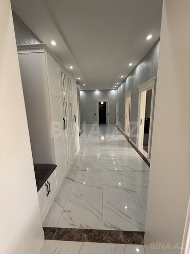 10 otaqlı həyət evi/bağ evi - Novxanı q. - 300 m² (4)