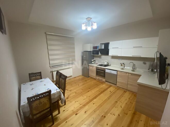 6 otaqlı həyət evi/bağ evi - Saray q. - 260 m² (11)