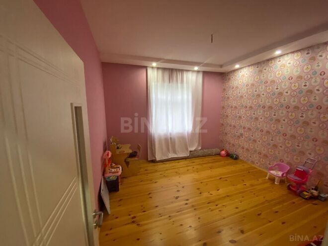 6 otaqlı həyət evi/bağ evi - Saray q. - 260 m² (1)