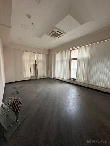 Объект - м. 28 мая - 345 м² (13)