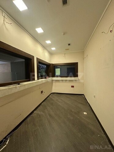 Объект - м. 28 мая - 345 м² (16)