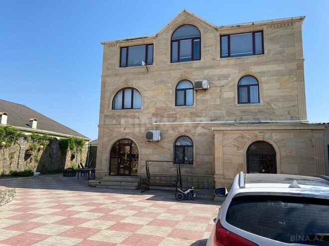 9-комн. дом/дача - пос. Новханы - 450 м² (1)