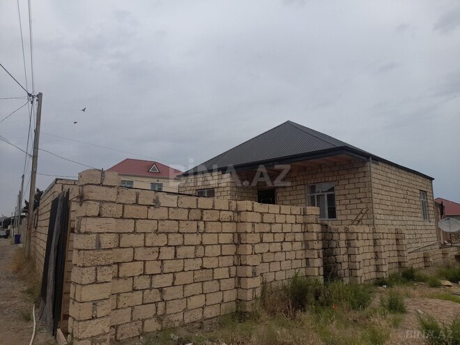 3 otaqlı həyət evi/bağ evi - Saray q. - 99 m² (1)
