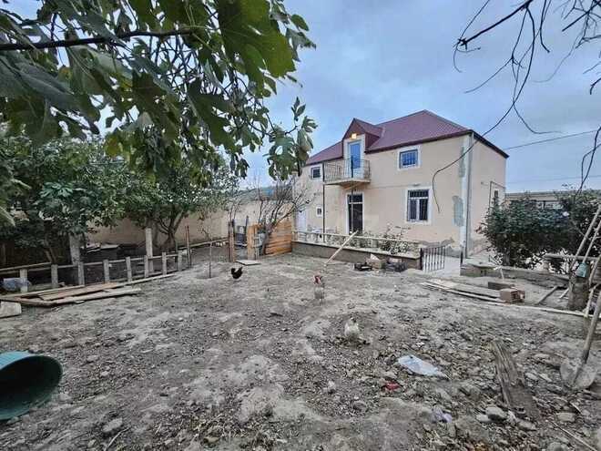 5 otaqlı həyət evi/bağ evi - Novxanı q. - 250 m² (1)
