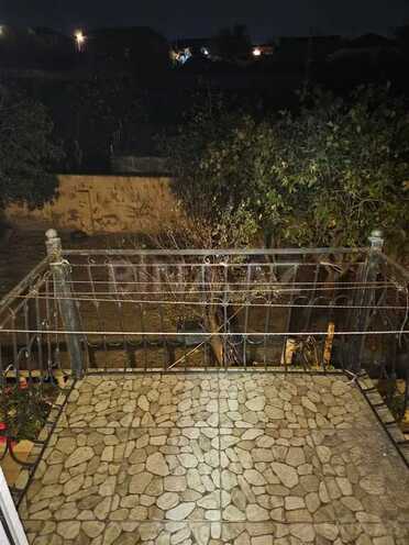 5 otaqlı həyət evi/bağ evi - Novxanı q. - 250 m² (10)