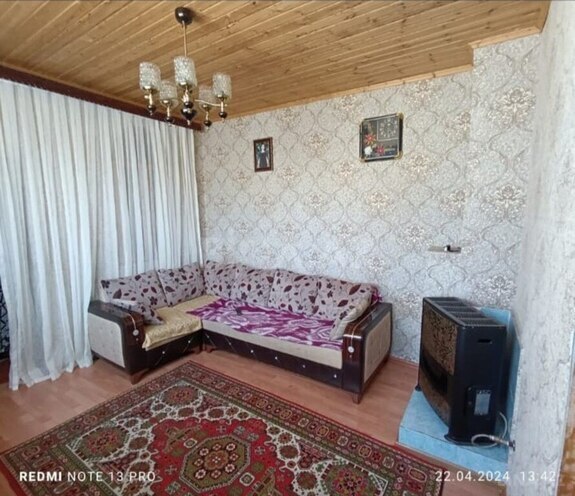3 otaqlı həyət evi/bağ evi - Qaraçuxur q. - 90 m² (1)