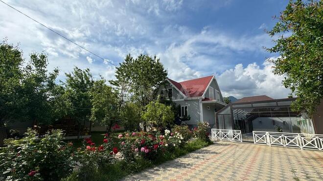 4 otaqlı həyət evi/bağ evi - Qəbələ - 270 m² (3)