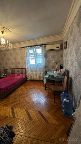1 otaqlı köhnə tikili - İnşaatçılar m. - 38 m² (3)
