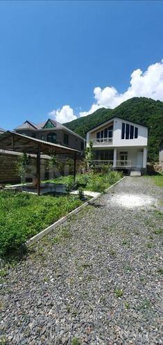 5 otaqlı həyət evi/bağ evi - Qax - 300 m² (1)
