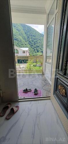 5 otaqlı həyət evi/bağ evi - Qax - 300 m² (9)