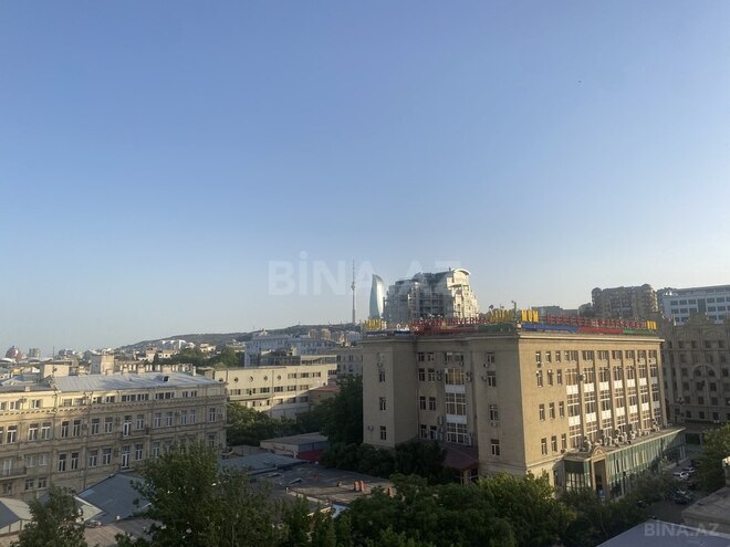 Продаётся 4-комн. новостройка 246 м², м. Сахил, photo 18 from 32