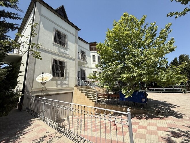 10 otaqlı həyət evi/bağ evi - Novxanı q. - 500 m² (5)