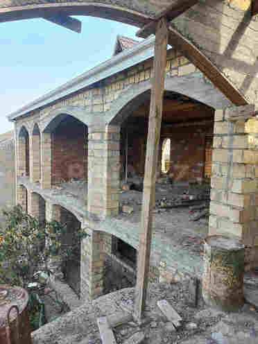8 otaqlı həyət evi/bağ evi - Gəncə - 300 m² (4)