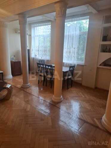 Продаётся 4-комн. вторичка 135 м², Насиминский  р., photo 5 from 27