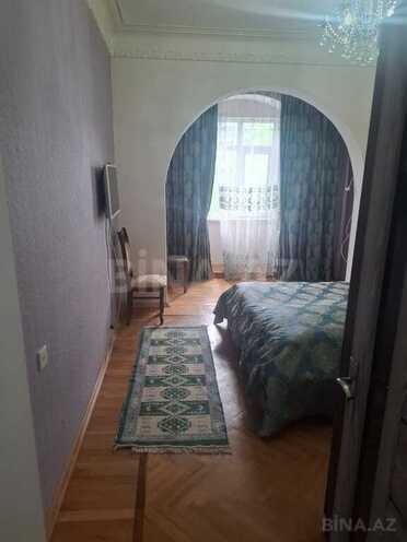 Продаётся 4-комн. вторичка 135 м², Насиминский  р., photo 10 from 27