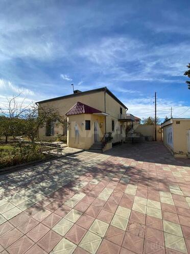 5 otaqlı həyət evi/bağ evi - Novxanı q. - 168 m² (1)