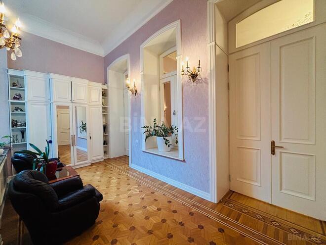 Продаётся 4-комн. вторичка 200 м², м. Сахил, photo 14 from 32