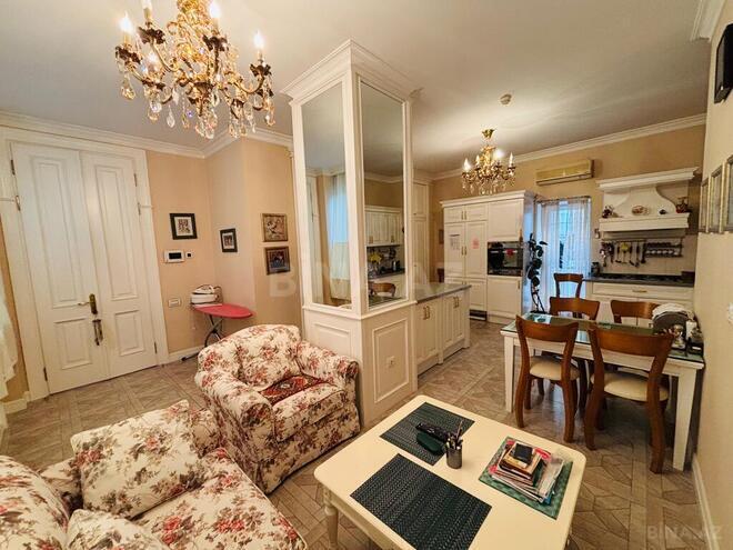 Продаётся 4-комн. вторичка 200 м², м. Сахил, photo 12 from 32