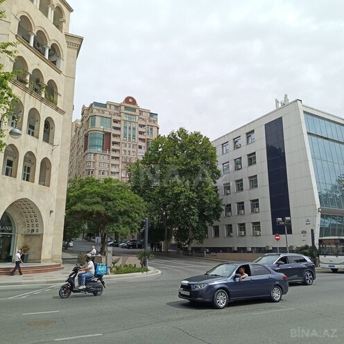Obyekt - 28 May m. - 421 m² (1)