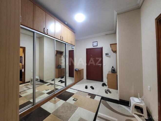 3-комн. новостройка - м. 8 ноября - 141 м² (6)