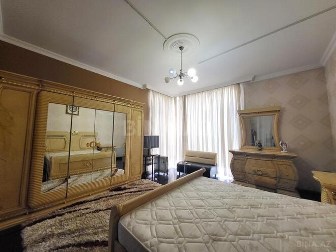 3-комн. новостройка - м. 8 ноября - 141 м² (13)